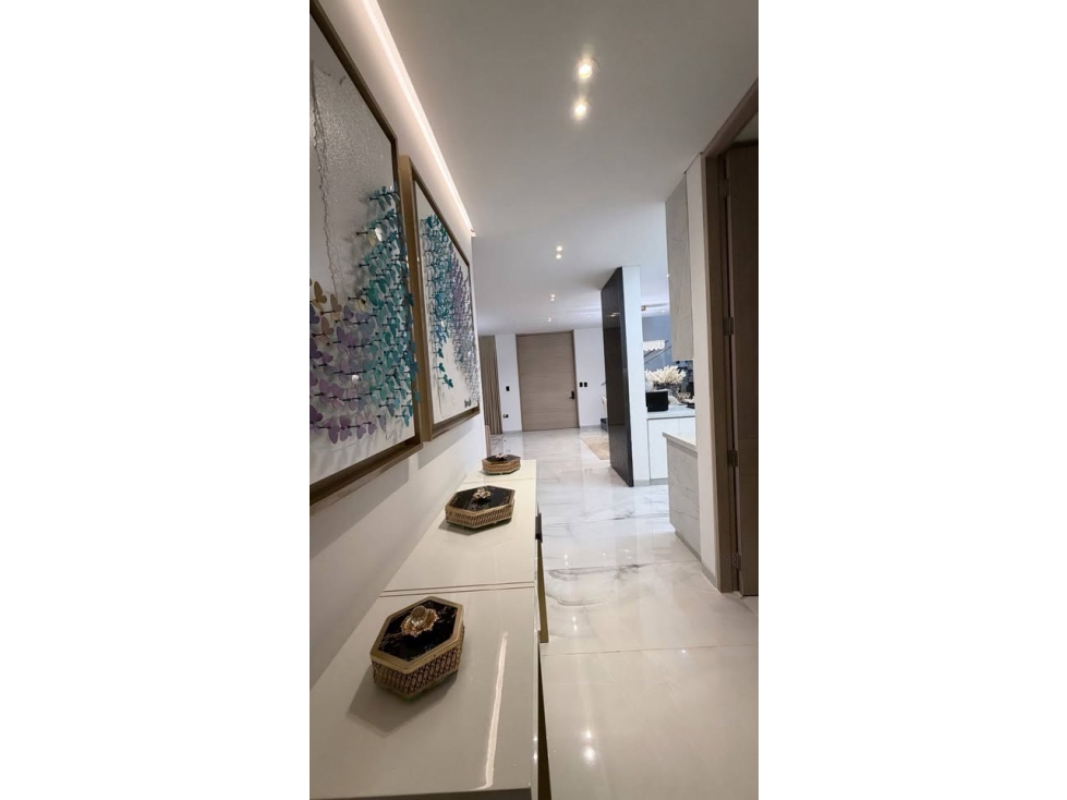 CASA DE LUJO A LA VENTA SECTOR BOCONO — foto 4