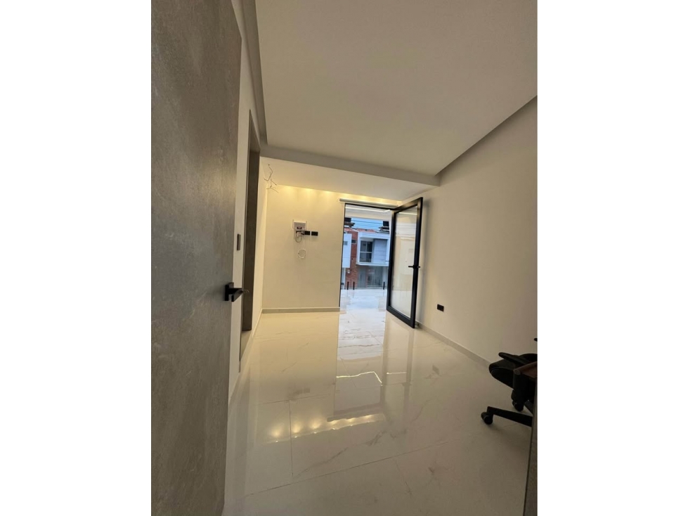 CASA A LA VENTA EN EL SECTOR DE LA FLORESTA — foto 3