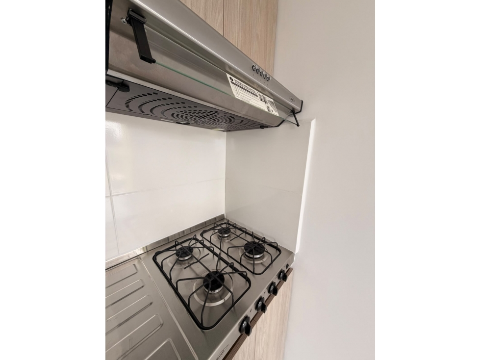 APARTAMENTO EN VENTA CONJUNTO CERRADO PRADOS DEL ESTE — foto 3
