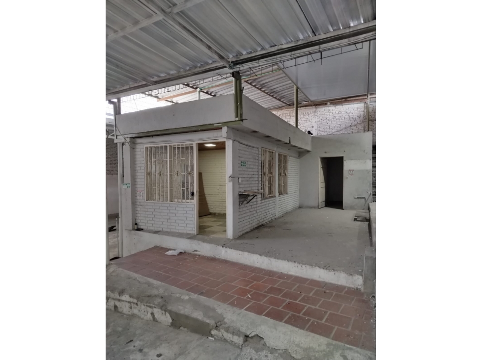 BODEGA EN ARRIENDO SECTOR AV DEMETRIO MENDOZA - 4