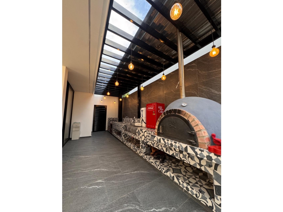 CASA DE LUJO A LA VENTA SECTOR BOCONO — foto 3