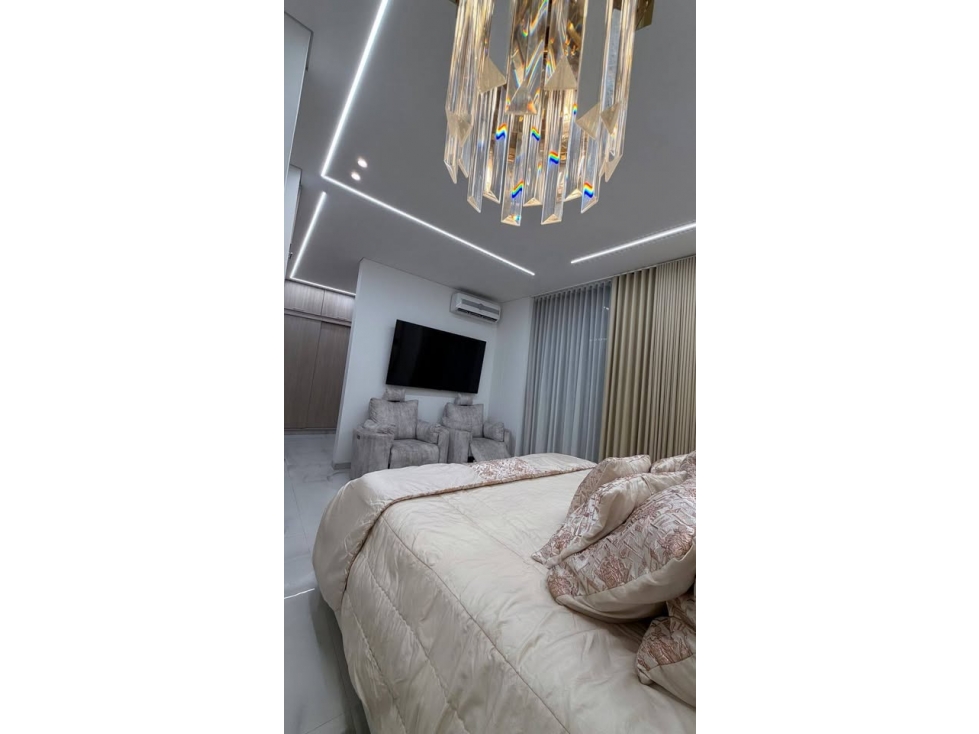 CASA DE LUJO A LA VENTA SECTOR BOCONO — foto 6