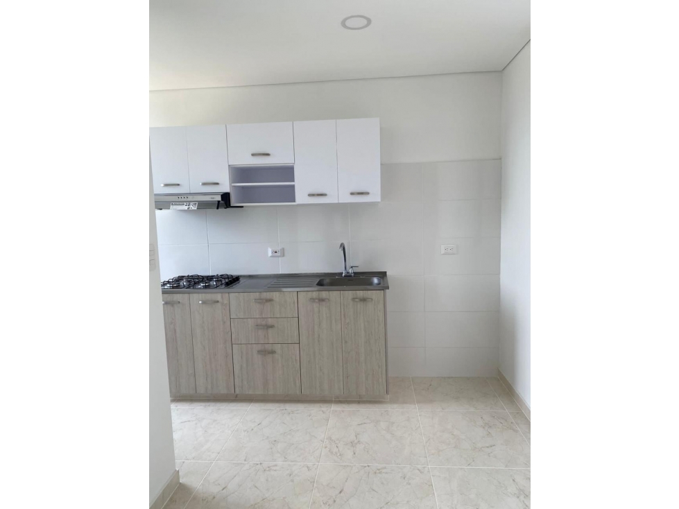 APARTAMENTO EN VENTA CONJUNTO CERRADO PRADOS DEL ESTE