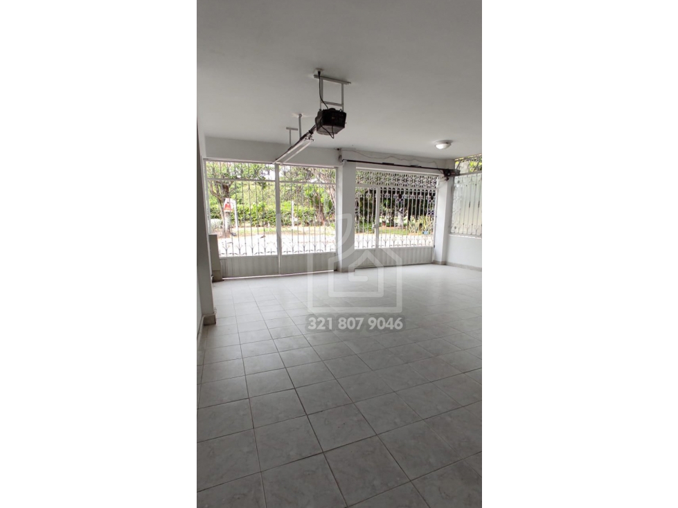 CASA EN VENTA URB. EL BOSQUE