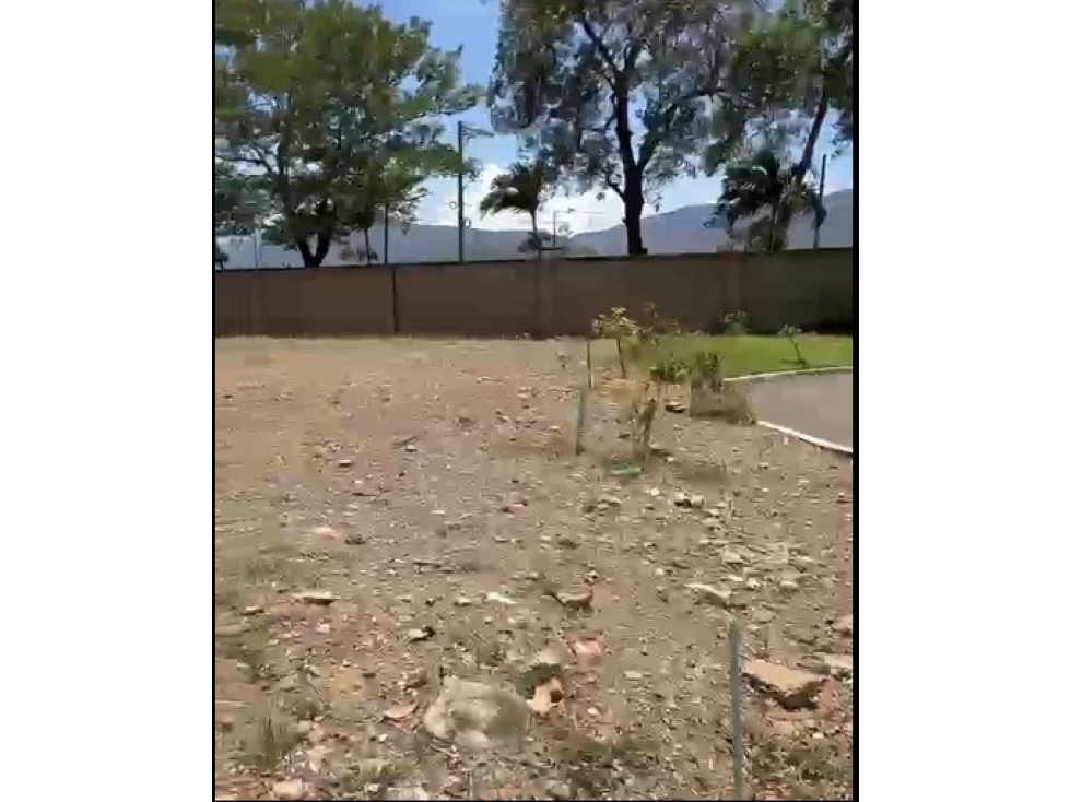 VENTA DE LOTE CONJUNTO MALIBU CONUNTRY CLUB - 4