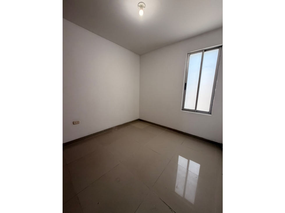 APARTAMENTO EN ARRIENDO EDIFICIO AVENIDA LIBERTADORES - 2