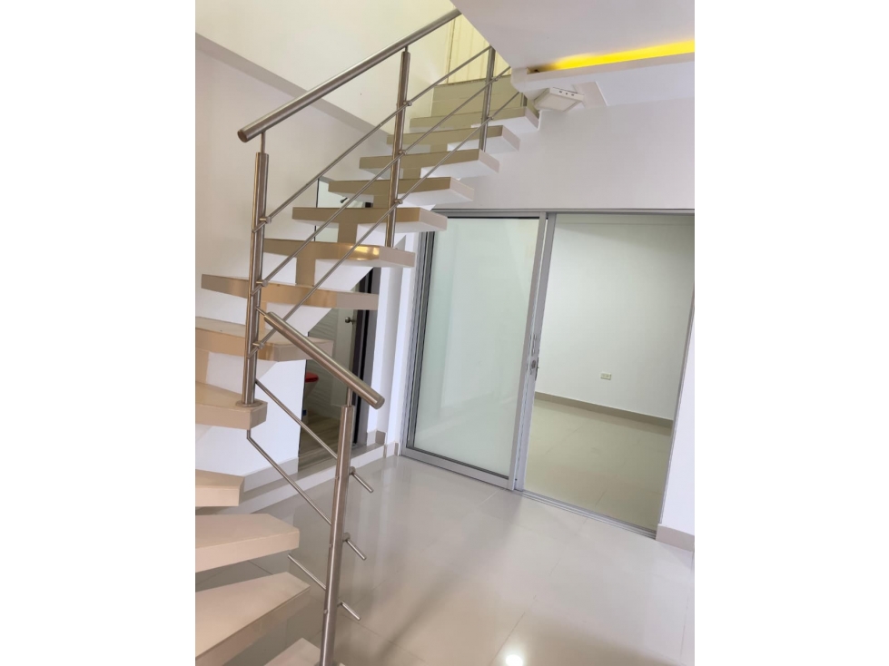 CASA A LA VENTA EN CONJUNTO CERRADO DE VILLA DEL ROSARIO — foto 3