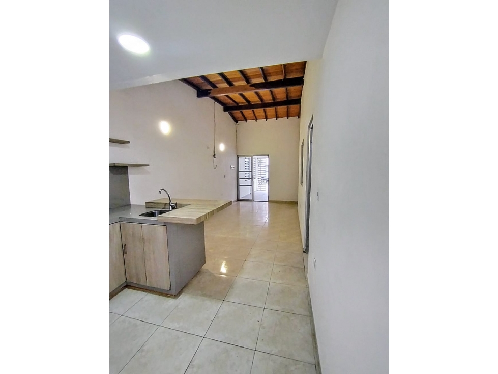 CASA A LA VENTA SECTOR DE LA SABANA PATIOS — foto 4