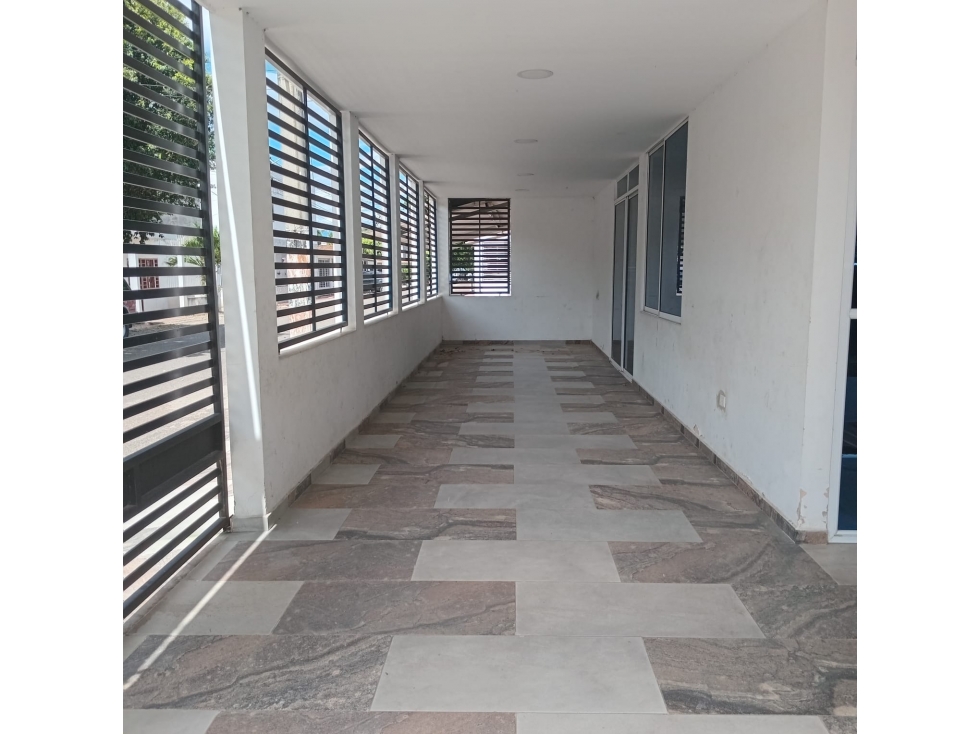 CASA ESQUINERA A LA VENTA SECTOR SAN MARTIN — foto 2
