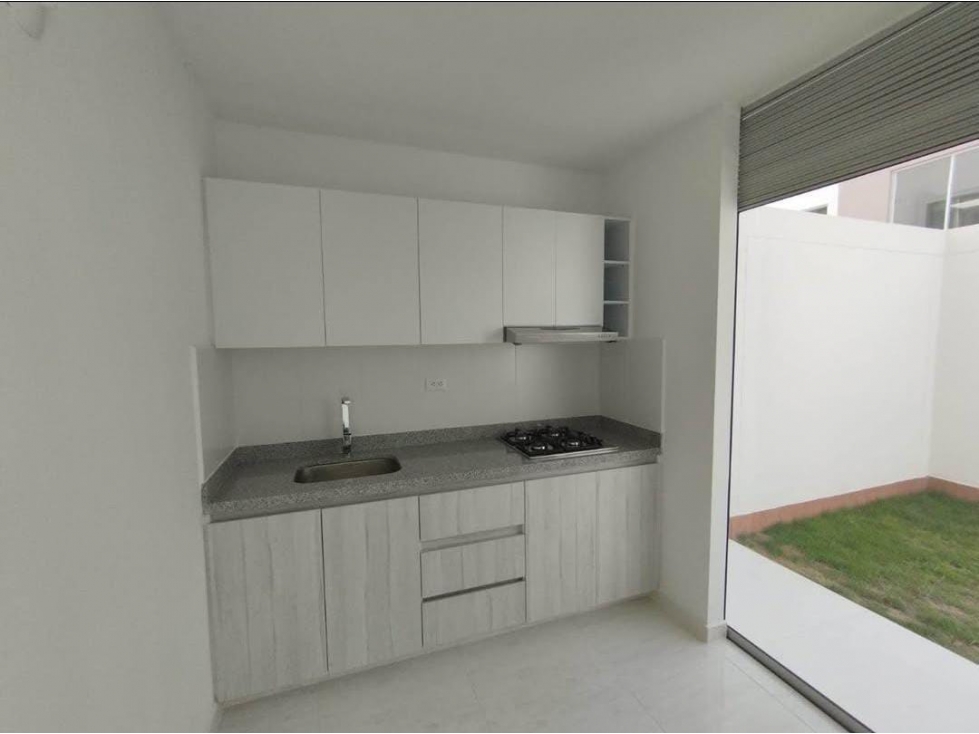 CASA A LA VENTA CONJUNTO CERRADO AUTOPISTA INTERNACIONAL — foto 3