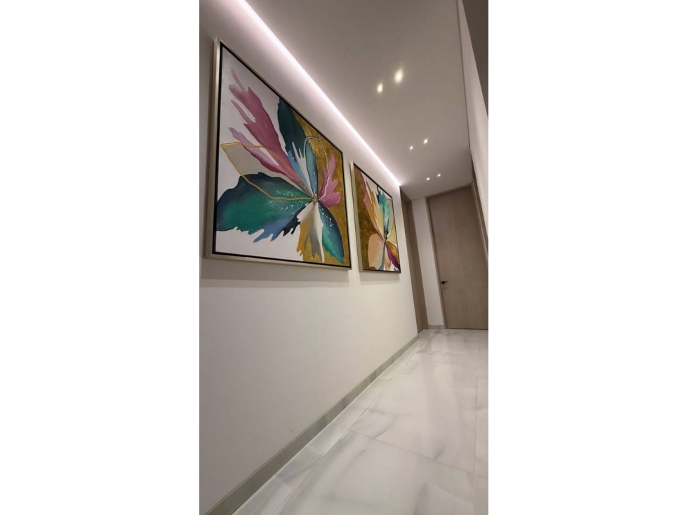 CASA DE LUJO A LA VENTA SECTOR BOCONO — foto 3