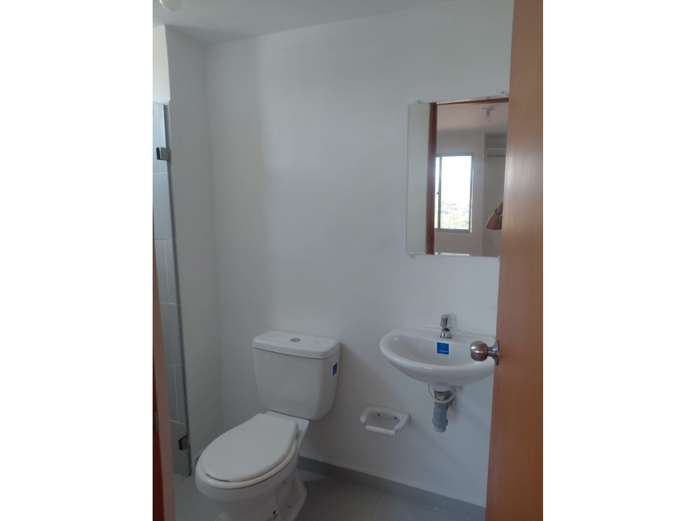 APARTAMENTO EN ARRIENDO CONJUNTO CERRADO LA FLORESTA — foto 6