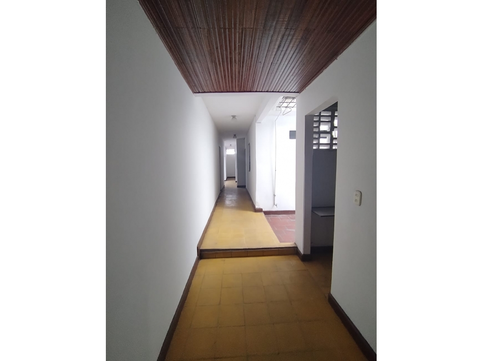 APARTAMENTO EN ARRIENDO BARRIO LLERAS — foto 2