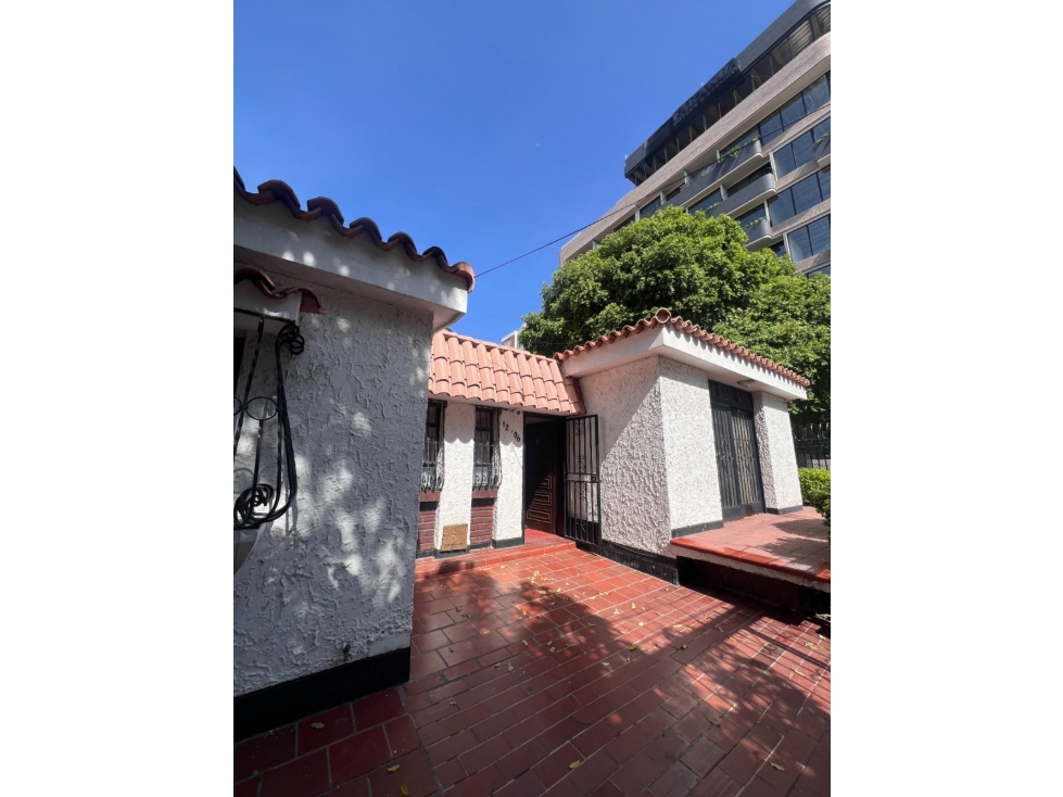 SE VENDE CASA ESQUINERA LA RIVIERA — foto 2