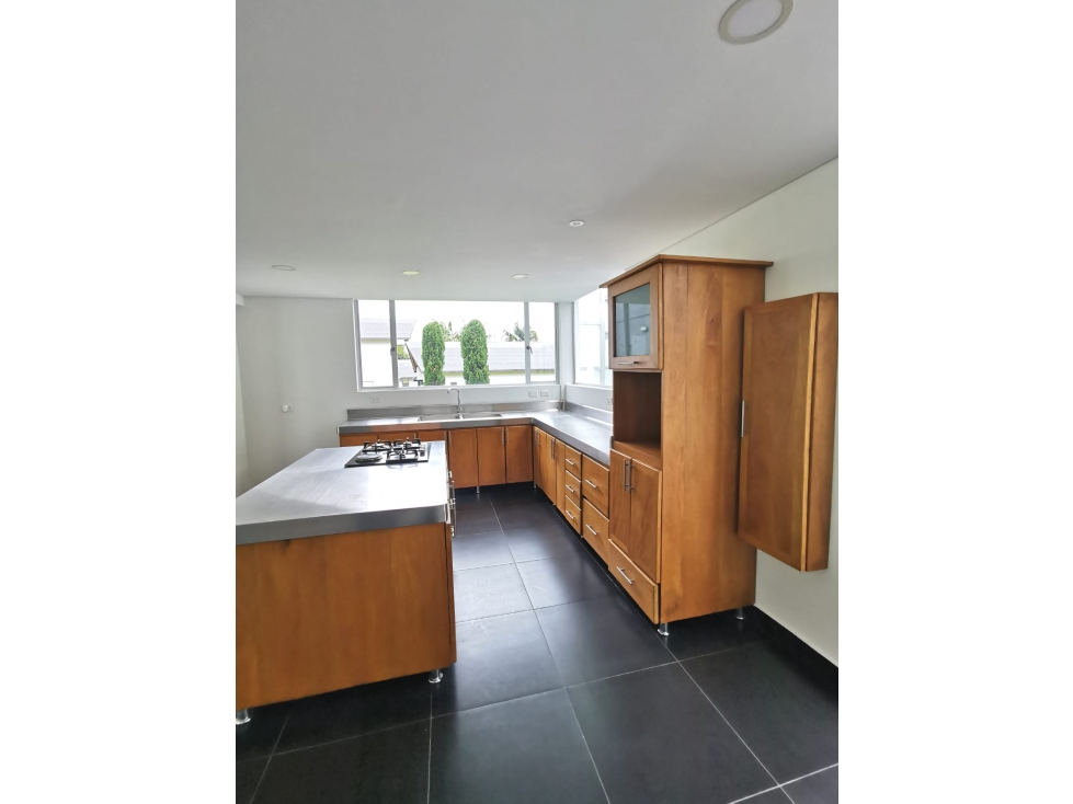 Casa en arriendo Llanogrande — foto 3