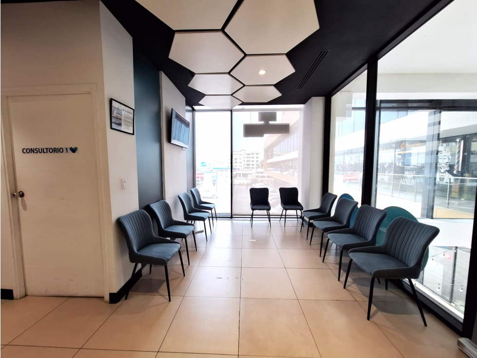 Local comercial de 202.51m2 en alquiler en 12 de Octubre. 25-5957. — foto 6