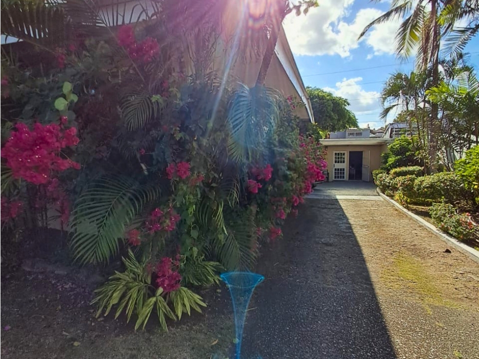 ¡ Exclusividad y espacio ! Casa en Venta en Coco del Mar. 26-7583. — foto 2