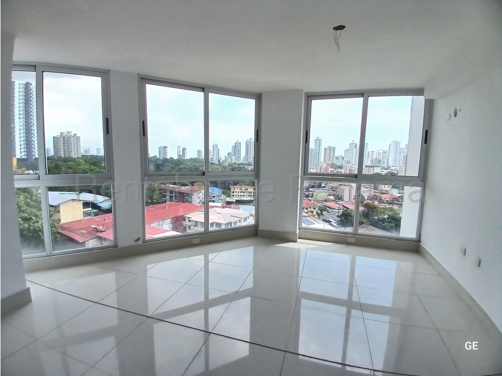Apartamento en Venta en Carrasquilla. 26-5587.
