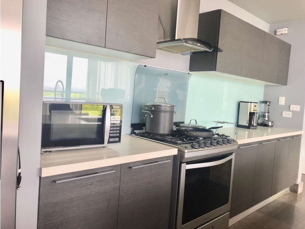 Apartamento en alquiler en Avenida Balboa. Panamá. 25-677. — foto 4