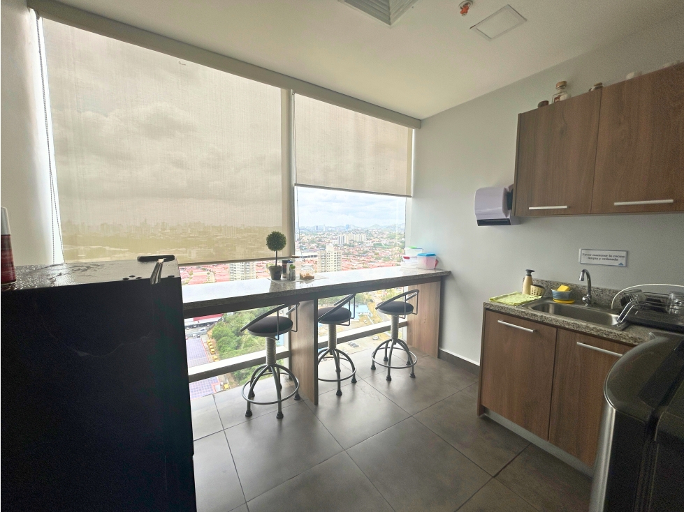 GANGA Oficina en venta (180m2) en Costa del Este con 6 puestos — foto 6