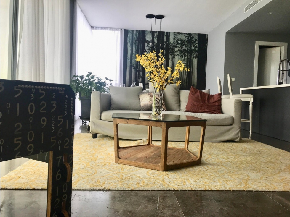 Apartamento en alquiler en Avenida Balboa. Panamá. 25-677.