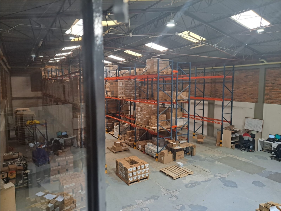 BODEGA EN ARRIENDO MONTEVIDEO — foto 5