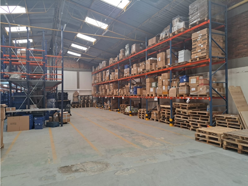 BODEGA EN ARRIENDO MONTEVIDEO