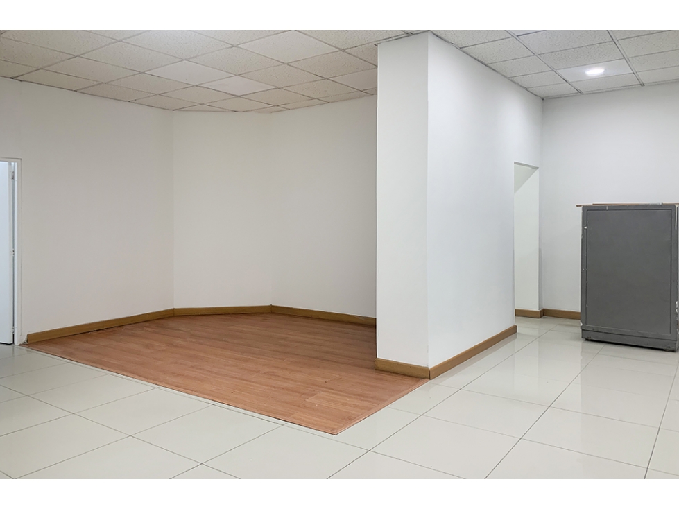 LOCAL EN ARRIENDO EL RETIRO - 4