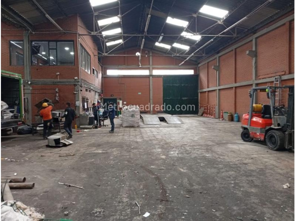 BODEGA EN ARRIENDO MONTEVIDEO — foto 4