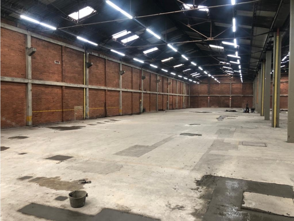 BODEGA EN ARRIENDO MONTEVIDEO — foto 5