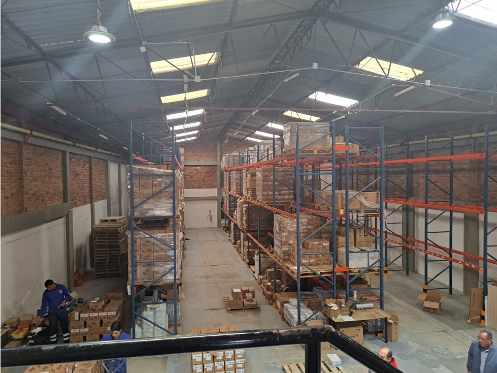BODEGA EN ARRIENDO MONTEVIDEO — foto 3