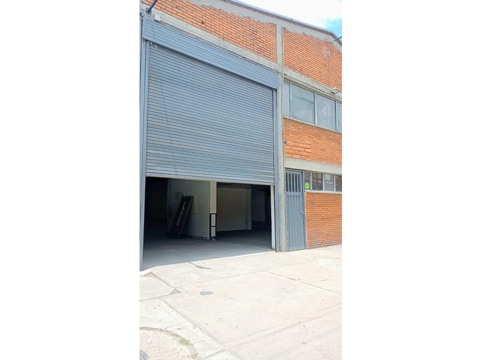 BODEGA EN RENTA — foto 2