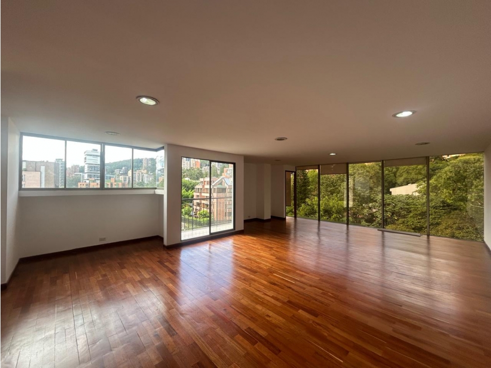 OFICINA PARA ARRIENDO EN EL POBLADO