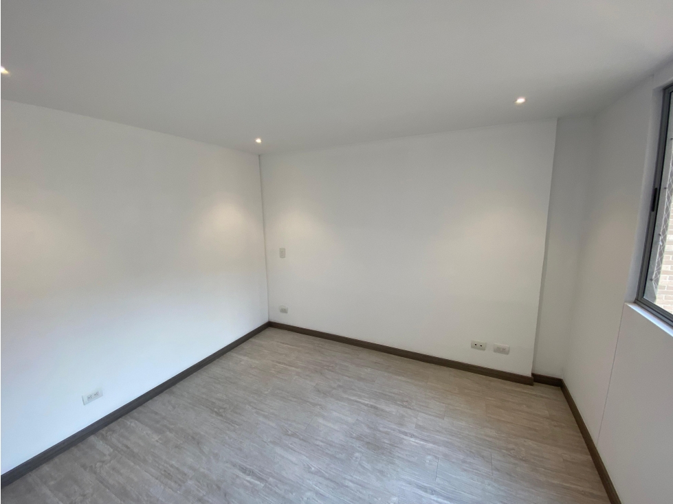 APARTAMENTO RESERVA DEL RIO- POBLADO — foto 4