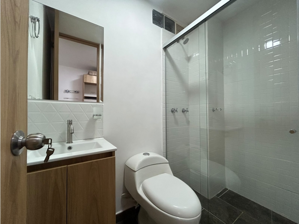 APARTAESTUDIO EN ARRIENDO EN SABANETA — foto 4