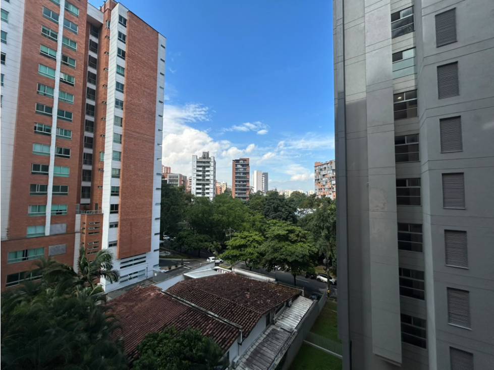 APARTAMENTO EN ARRIENDO EN EL POBLADO-AGUACATALA — foto 2