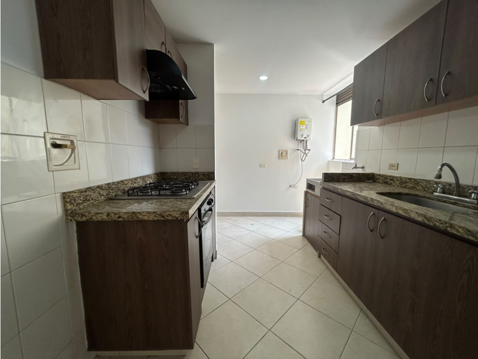 APARTAMENTO EN ARRIENDO EN EL POBLADO- CERCA A LA FRONTERA — foto 4