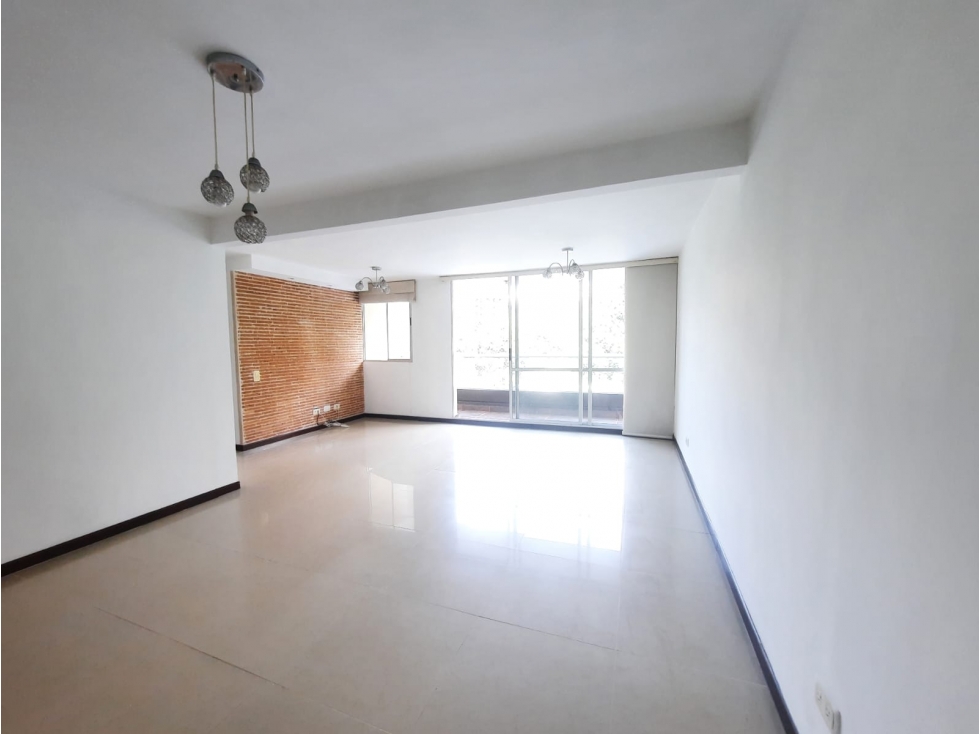 ENVIGADO CUMBRES SE ARRIENDA AP 106 M2 3 HABITACIONES — foto 4