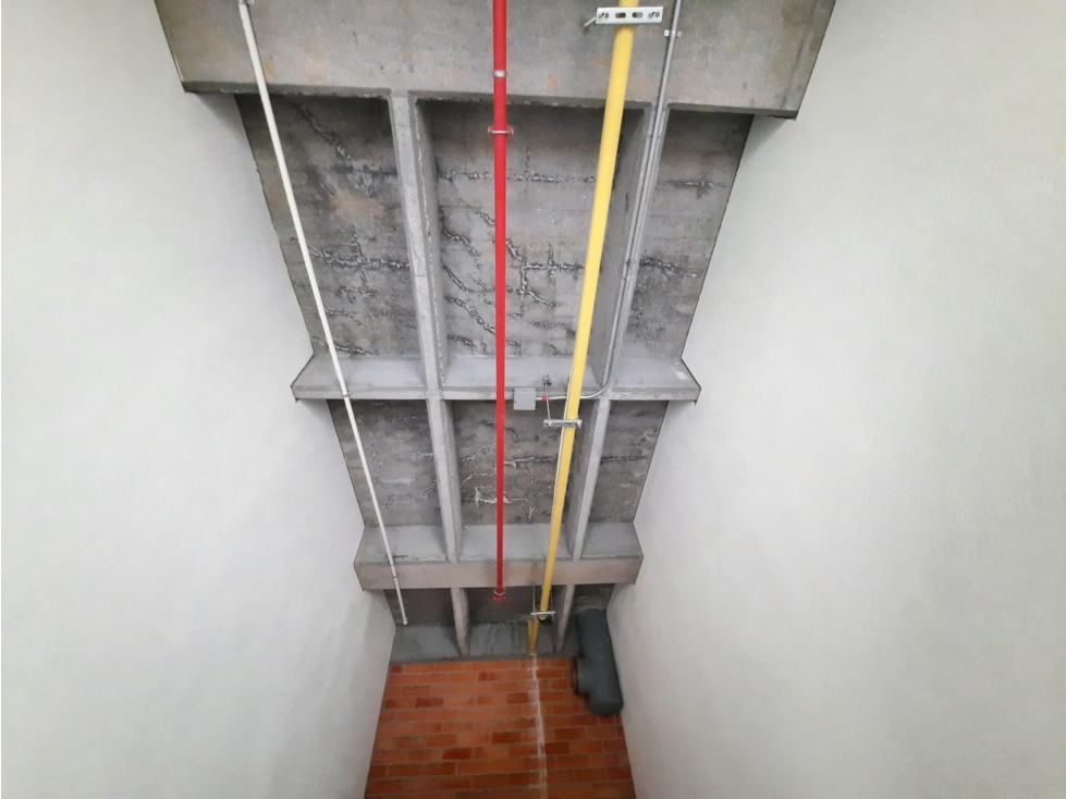LOCAL PARA ARRIENDO EN MALL COMERCIAL CENTRO 20M2 — foto 6
