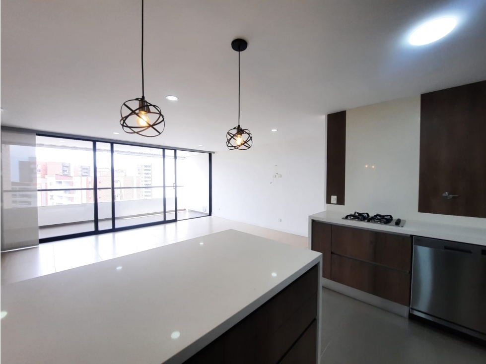 ENVIGADO LOMA DE LAS BRUJAS APARTAMENTO 160 M2