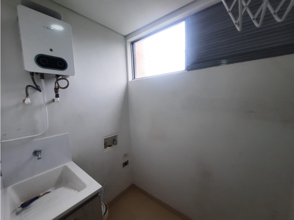 APARTAMENTO PARA ARRIENDO LOMA DEL ESCOBERO 82 M2, 3 HABITACIONES — foto 5