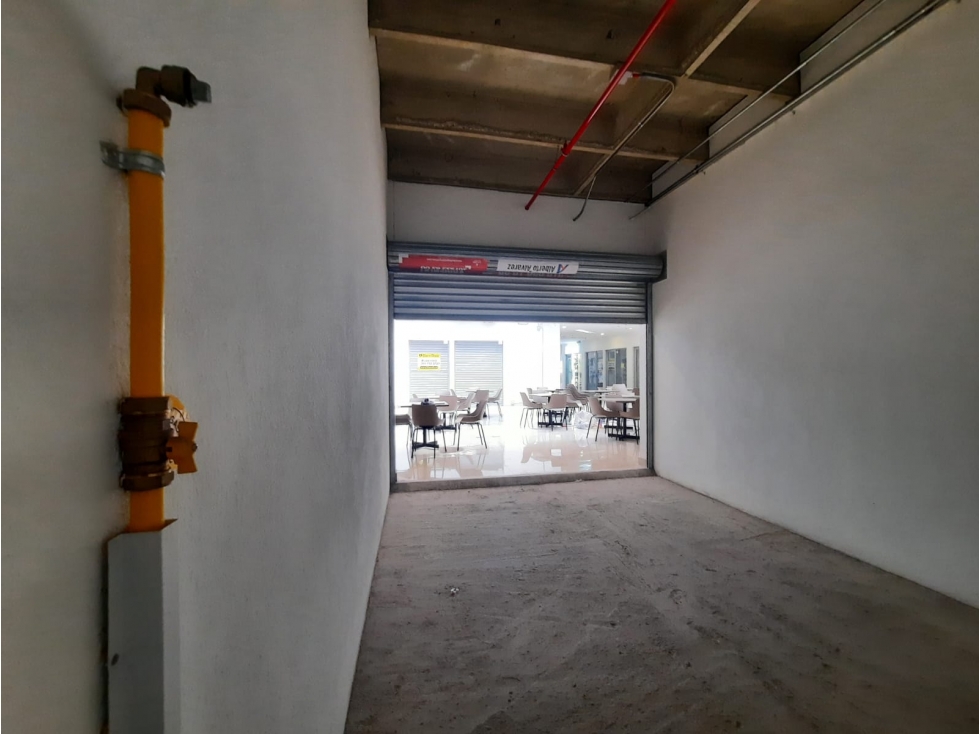 LOCAL PARA ARRIENDO EN MALL COMERCIAL CENTRO 20M2 — foto 5