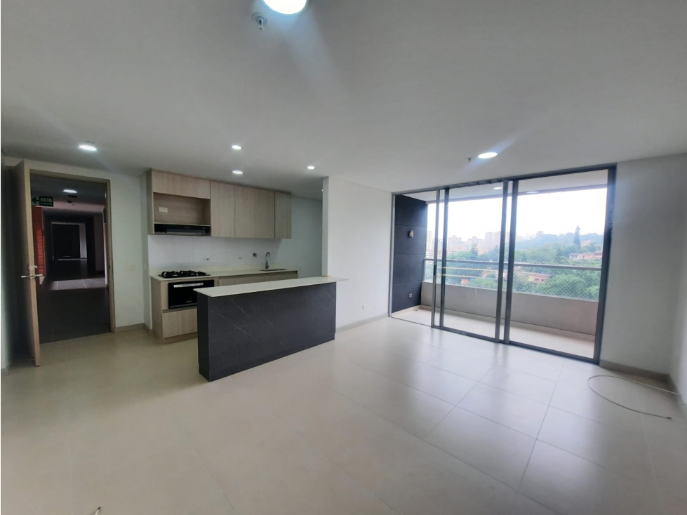 APARTAMENTO PARA ARRIENDO LOMA DEL ESCOBERO 82 M2, 3 HABITACIONES — foto 3