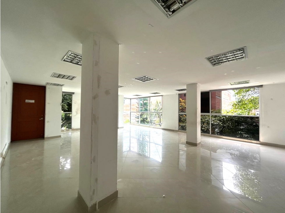 PARA ARRIENDO OFICINA EN EL ESTADIO 160 M2 — foto 3