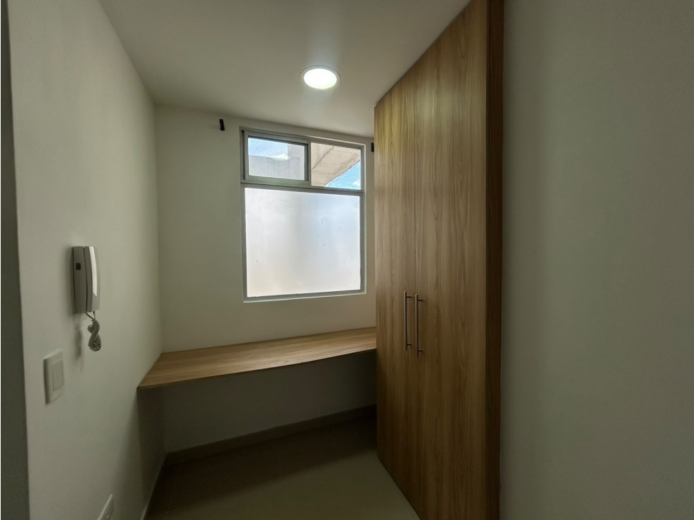 APARTAESTUDIO EN ARRIENDO EN SABANETA — foto 3