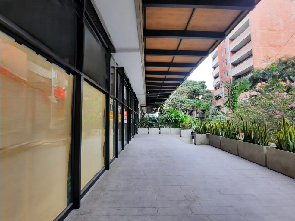 SE ARRIENDA LOCAL EN LAURELES, PRIMER PISO, 36 M2 — foto 2