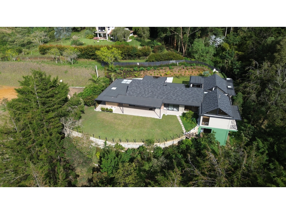 Se Vende Casa Campestre en la Ceja