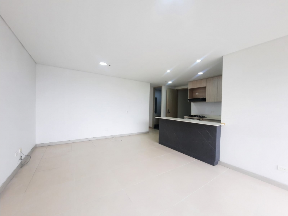 APARTAMENTO PARA ARRIENDO LOMA DEL ESCOBERO 82 M2, 3 HABITACIONES — foto 2