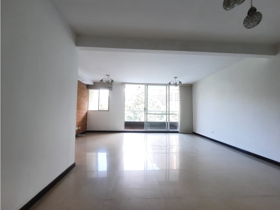 ENVIGADO CUMBRES SE ARRIENDA AP 106 M2 3 HABITACIONES — foto 5