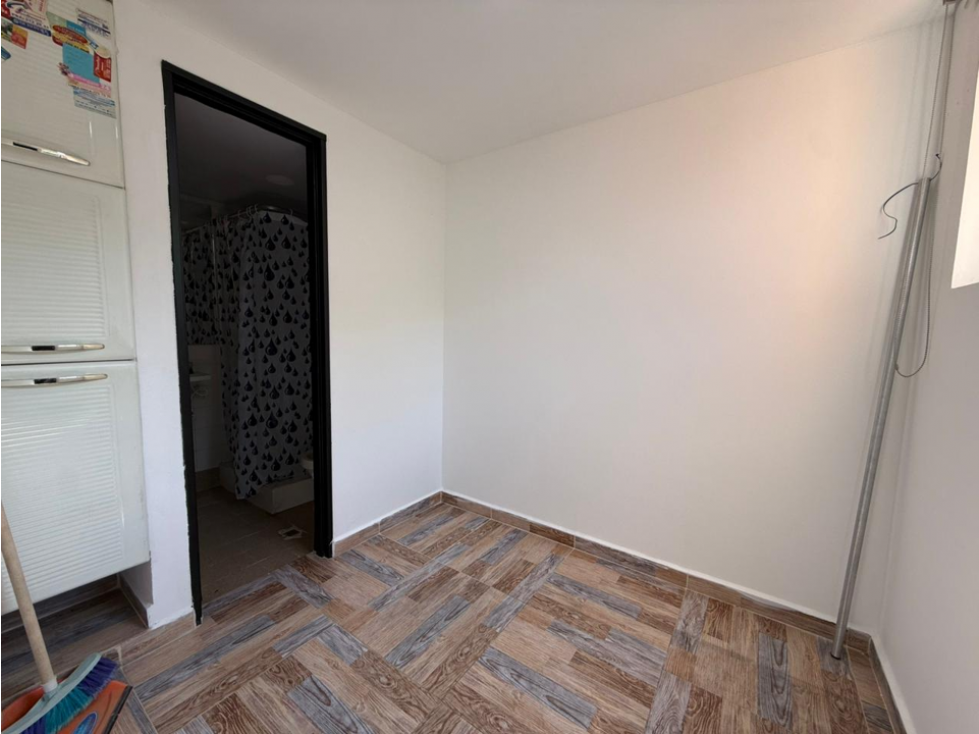 APARTAMENTO EN ARRIENDO EN MEDELLIN -POBLADO CAMPESTRE — foto 5